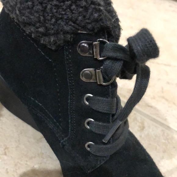 Size 6. Suede ankle wedge boots. - Picture 2 of 5